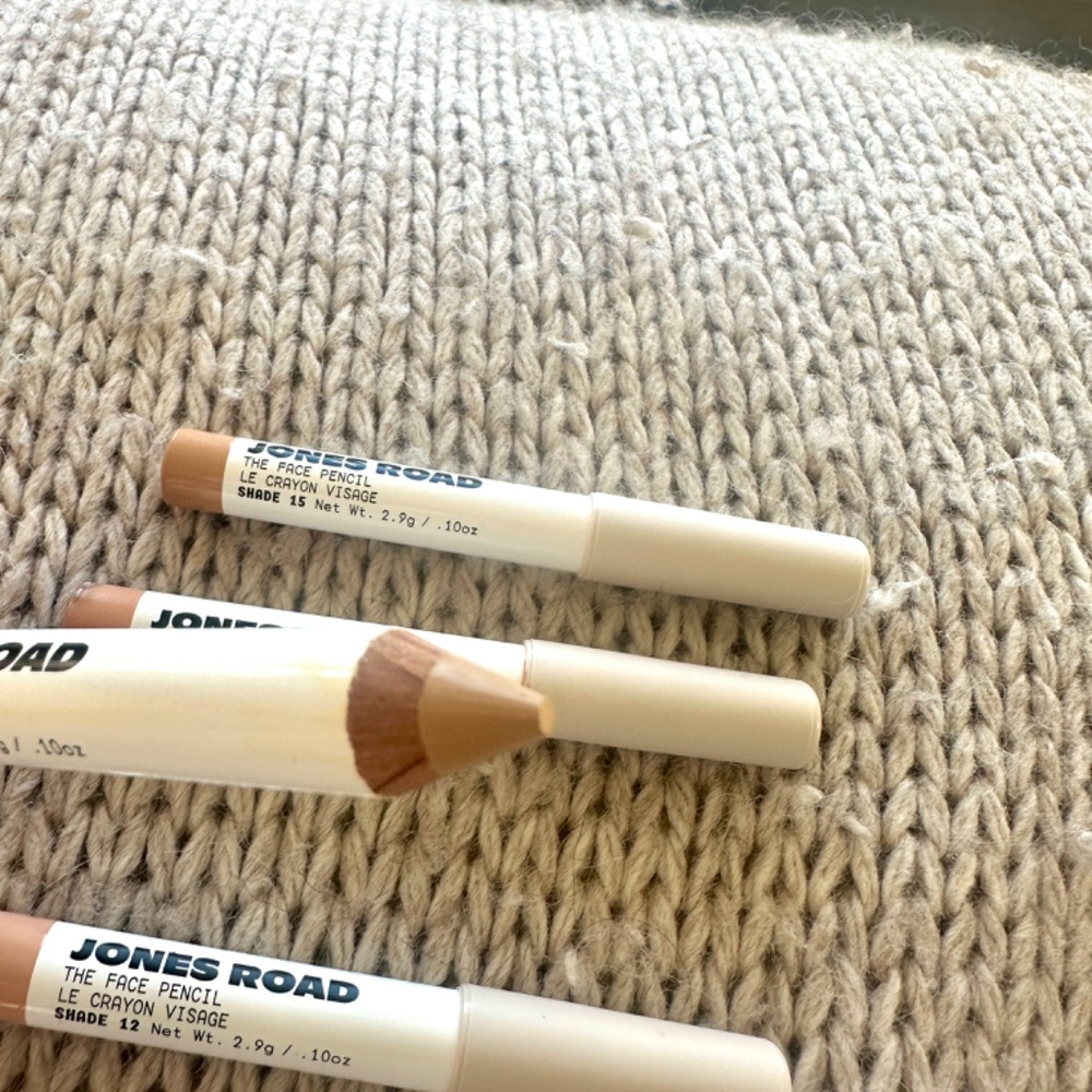 Jones Road Face Pencil, Shade 13, NIB, Medium Skin w Neutral Undertones
